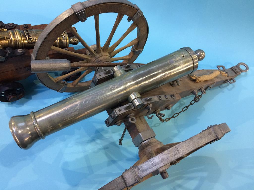 Two model canons - Image 4 of 5