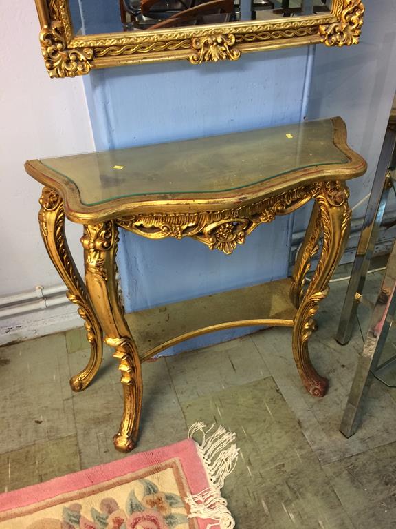 A gilt console table and over mirror - Image 2 of 3