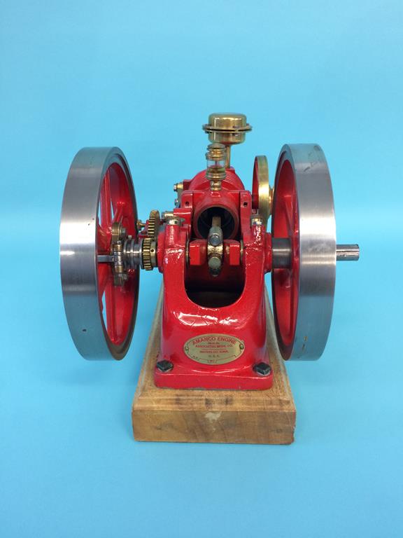 An Amanco stationary engine, Waterloo, Iowa, USA, 33cm width - Image 2 of 5