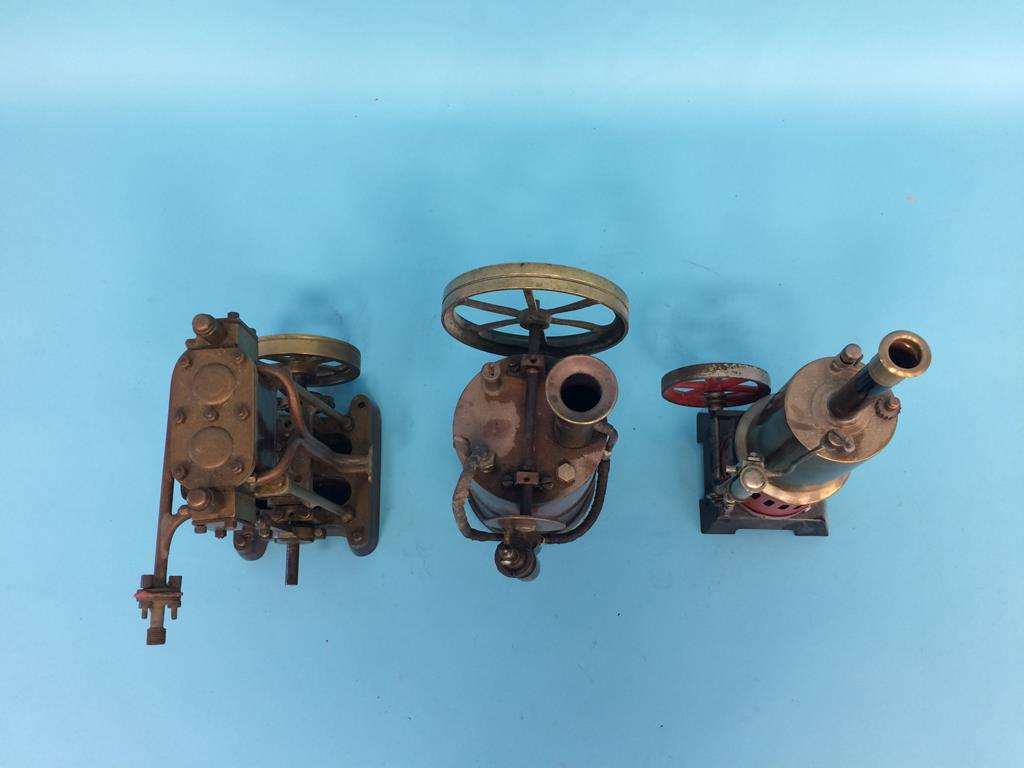 Three various model engines - Image 5 of 5