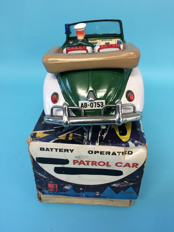 A battery operated 'Polizei' VW patrol car (boxed) - Image 5 of 8