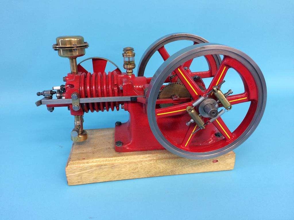 An Amanco stationary engine, Waterloo, Iowa, USA, 33cm width - Image 3 of 5