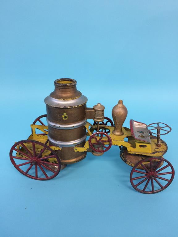 An old tinplate painted fire tender, 29cm width - Image 4 of 5