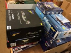 Nine boxed model planes, to include the Aviation Archive etc.