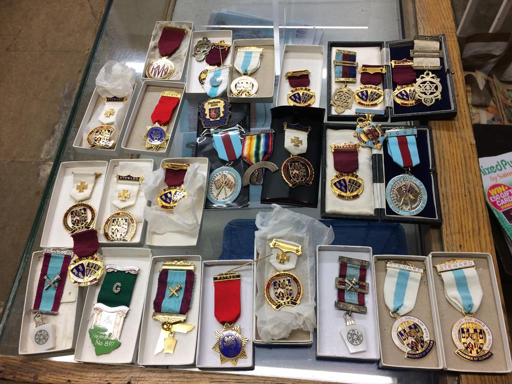 A collection of Masonic medals and badges, some silver - Image 2 of 5