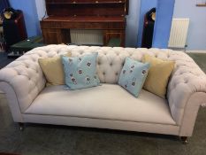 A good quality as new Chesterfield three seater settee 225cm x 110cm x 70cm