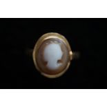 14ct Gold cameo ring