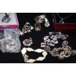 Collection of good quality silver jewellery