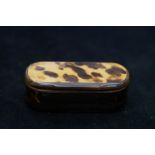 A shell snuff box