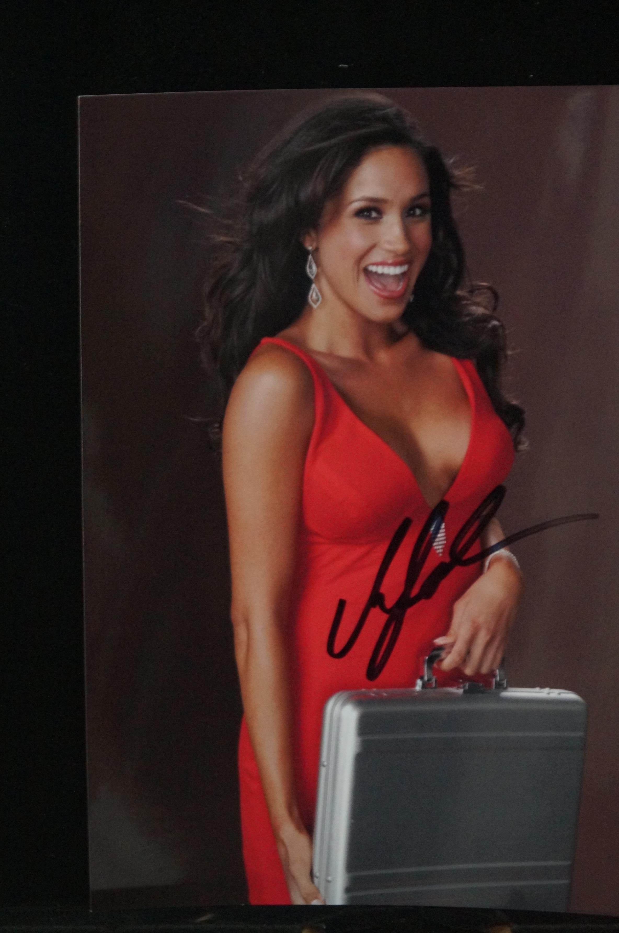 Megan Markel signed photo with COA from Red Carpet