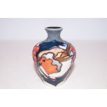 Moorcroft Sir brave Robin vase