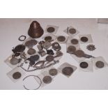 Collection of metal detector finds to include an 1
