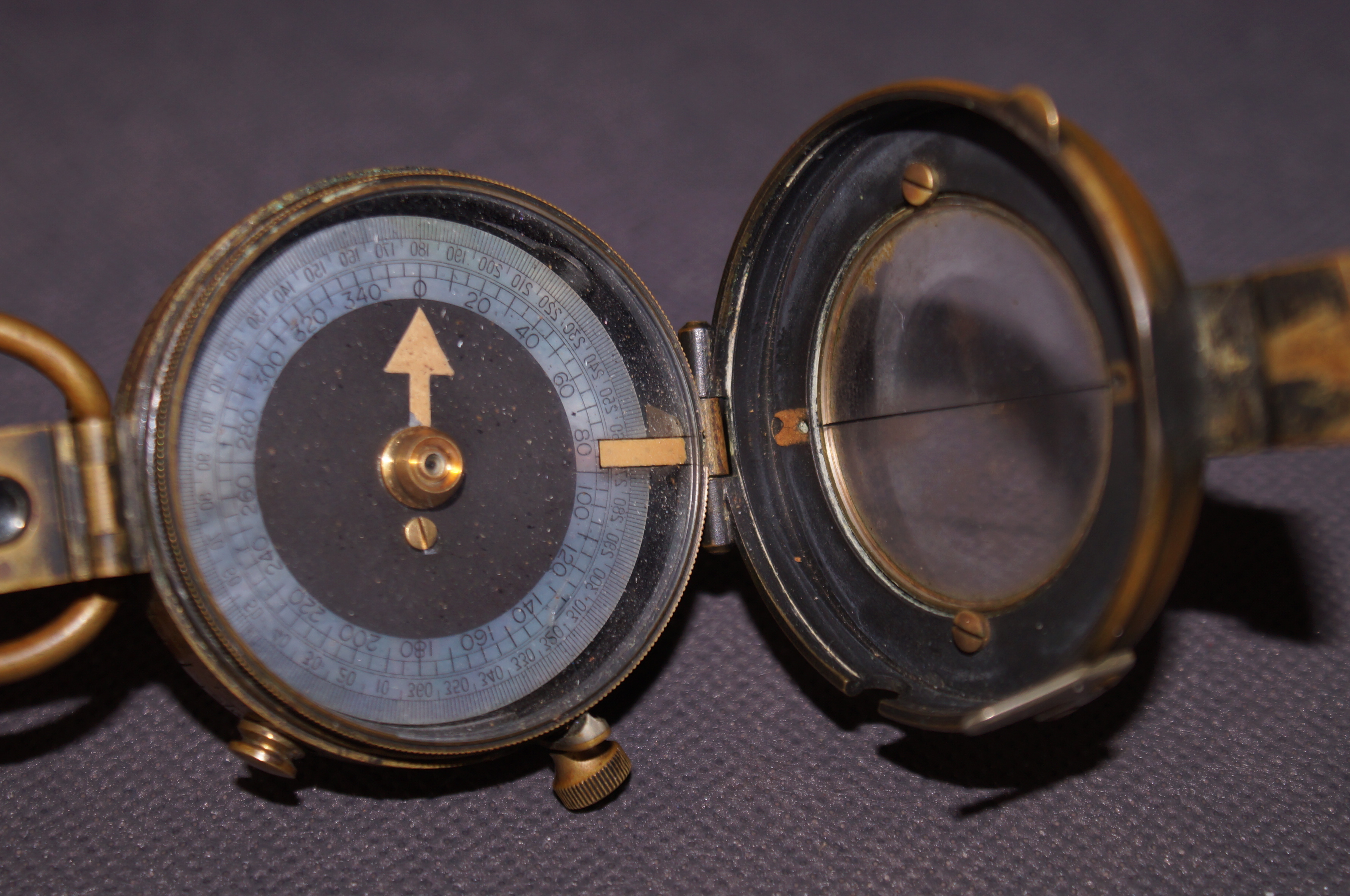Military Brass Compass dated 1917 No. 66879 with C - Image 2 of 2