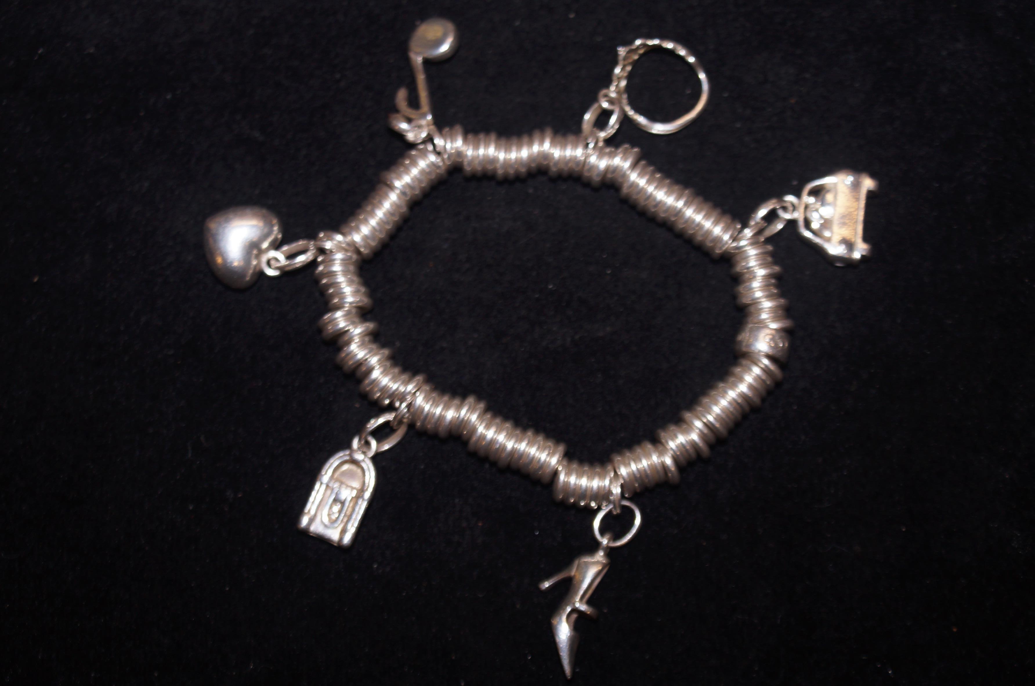 Silver Links of London Charm Bracelet with 6 Charm