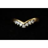 18ct Gold and Diamond Ring - Size I
