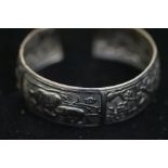 Eastern white metal bangle