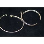 2x Silver bangles