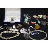 Collection of costume jewellery, mainly silver