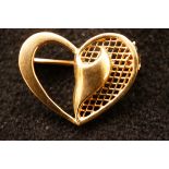 9ct Gold Heart Shaped Pin Brooch - 4.3g