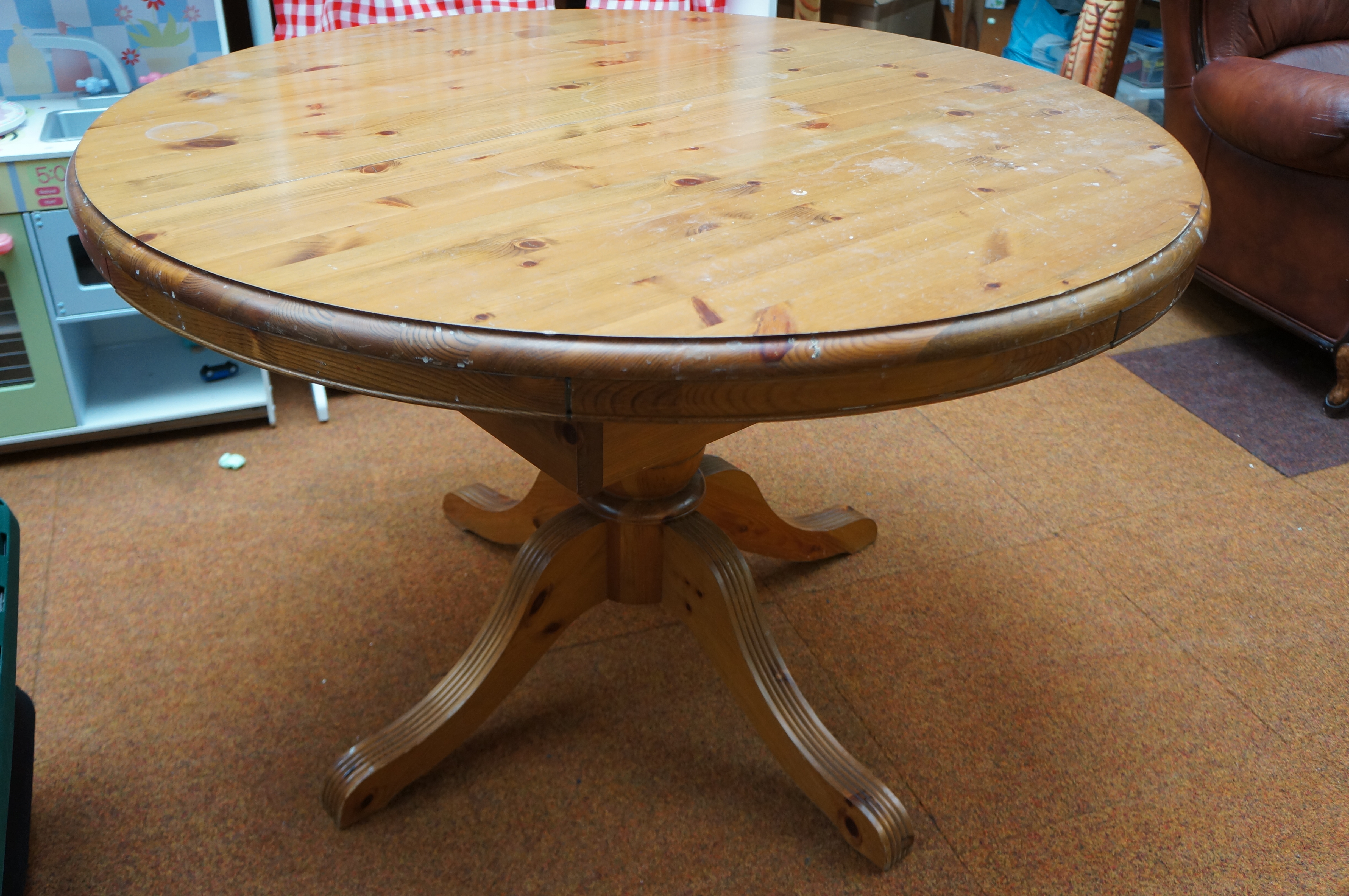 Circular Extending Pine Dining Table