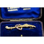 9ct Gold Bar Brooch in plush fitted Case