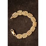 9ct Gold Gate Bracelet - 16g