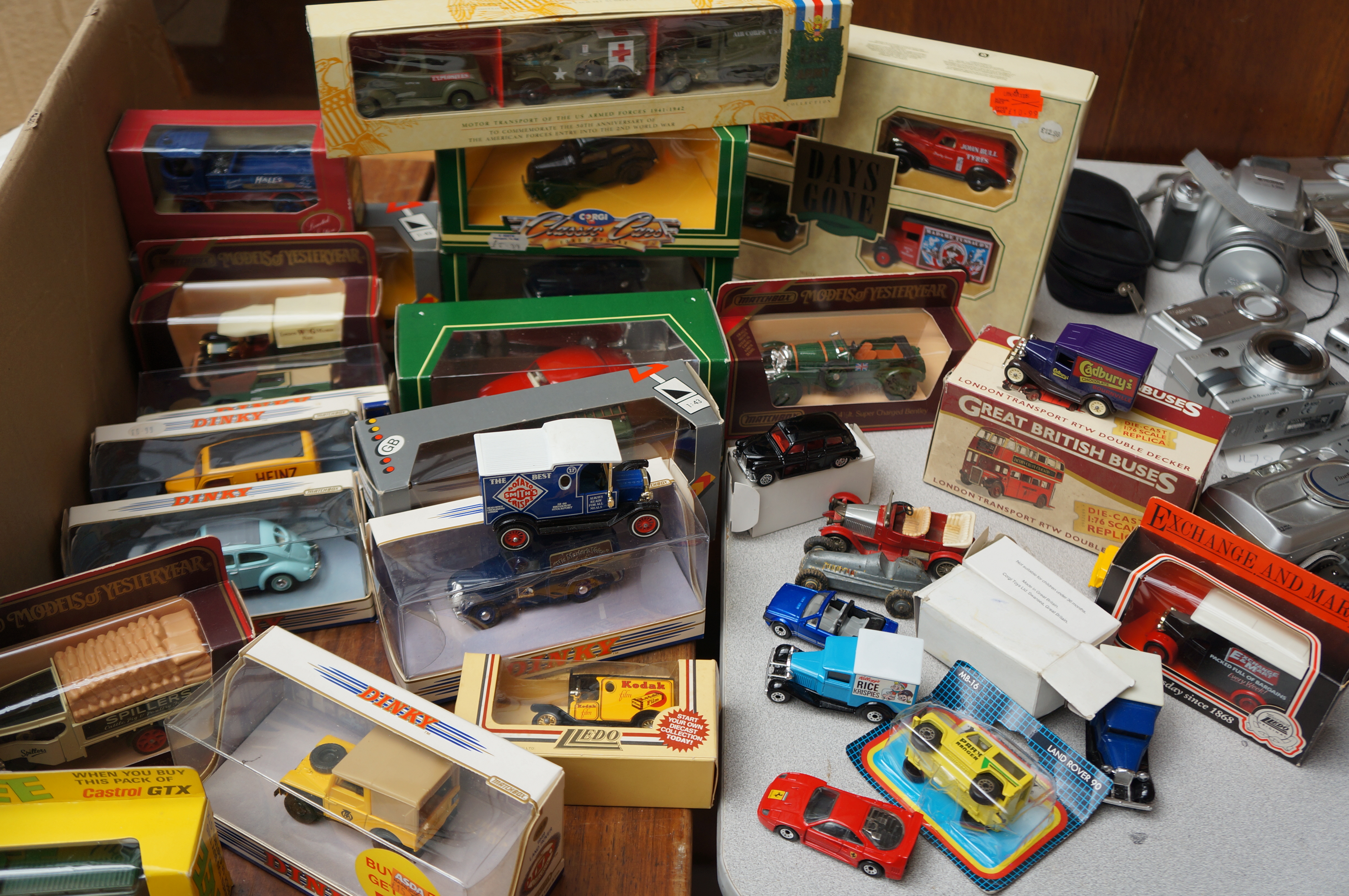 Good Collection of Model Vehicles (Mainly Boxed)