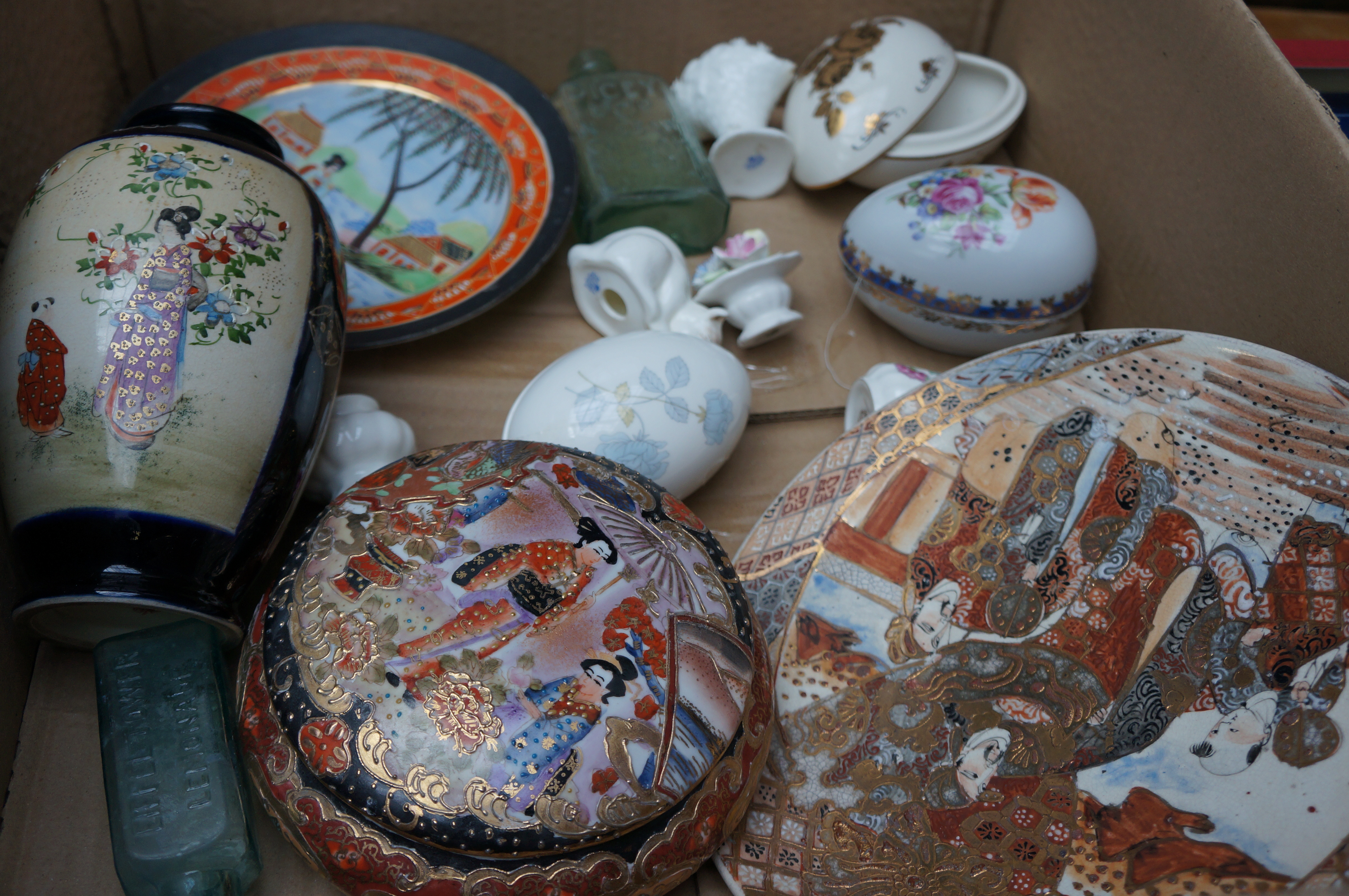 Box to include Oriental Ceramics and Others