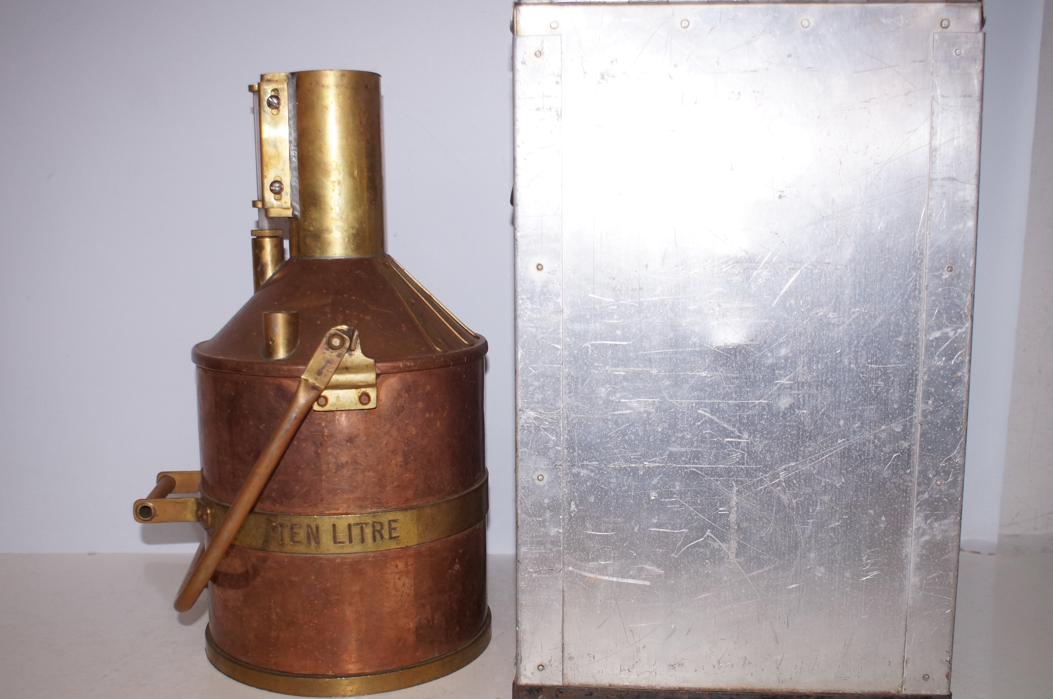 10L Vintage Copper and Brass Petrol Measure in Alu