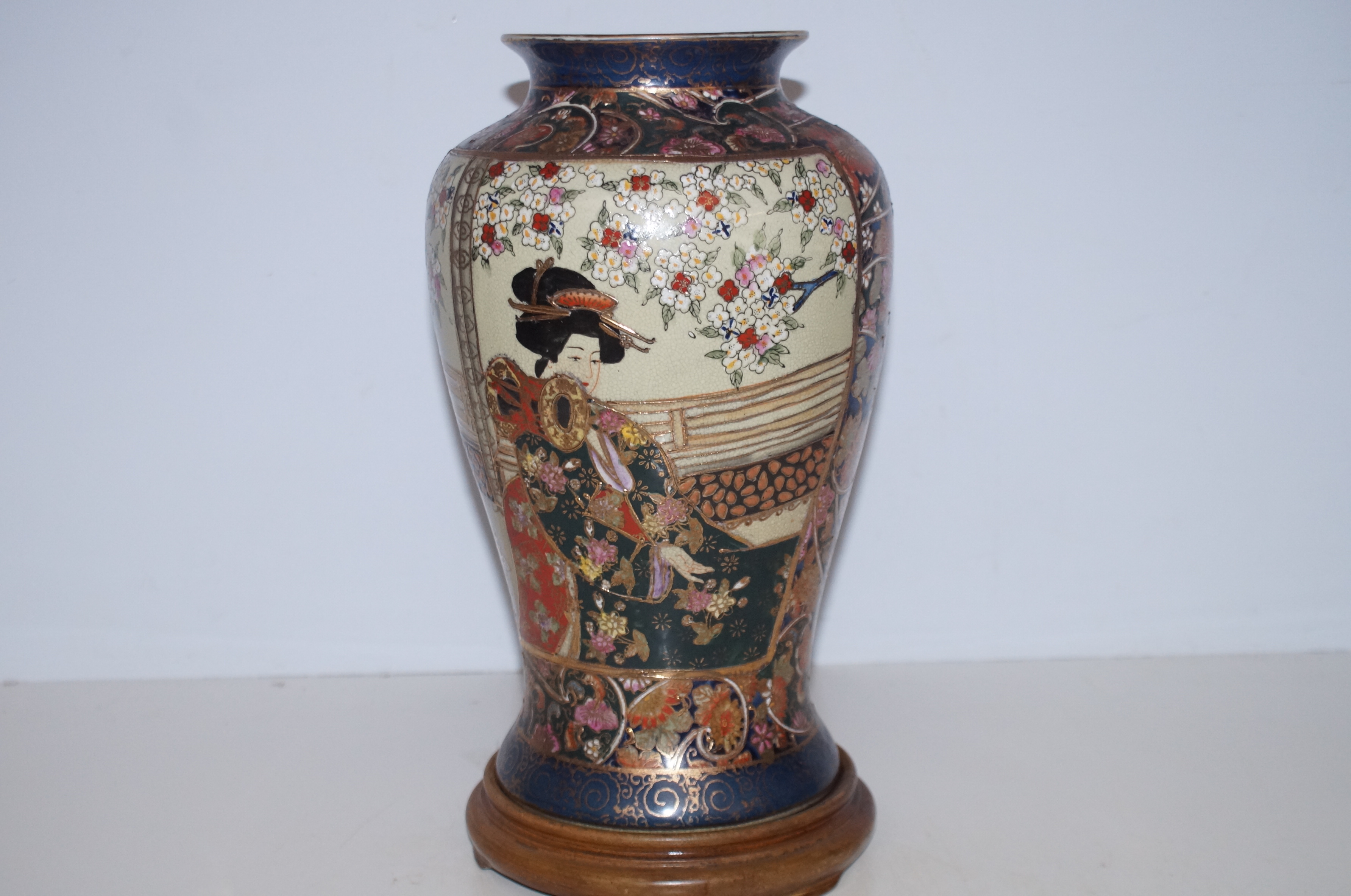 Chinese Vase - 33cm h