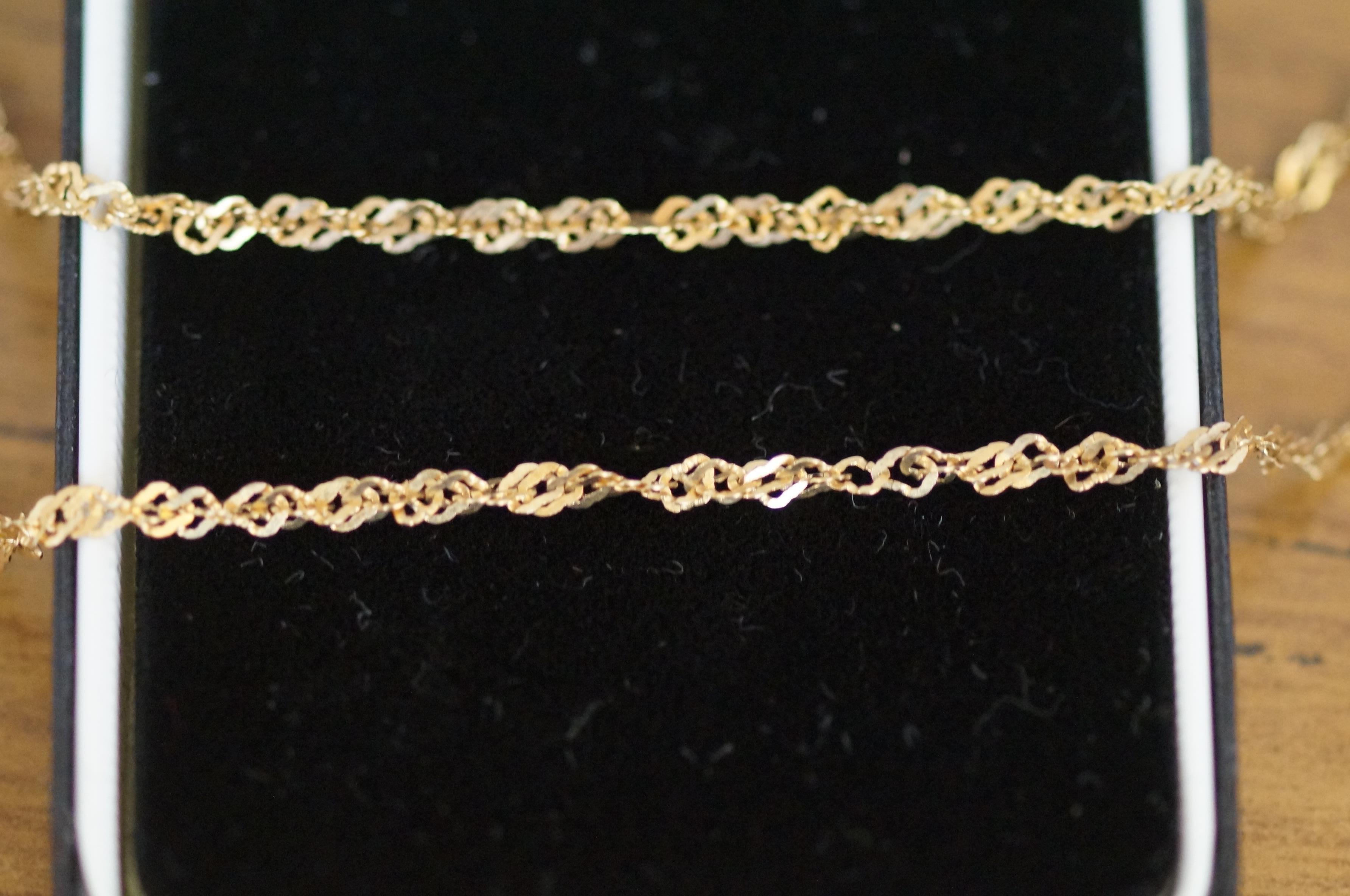 9ct Gold Ornate Neck Chain 18in