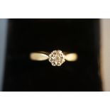 9ct Gold Ring set with Illusion Cut Diamond - Size