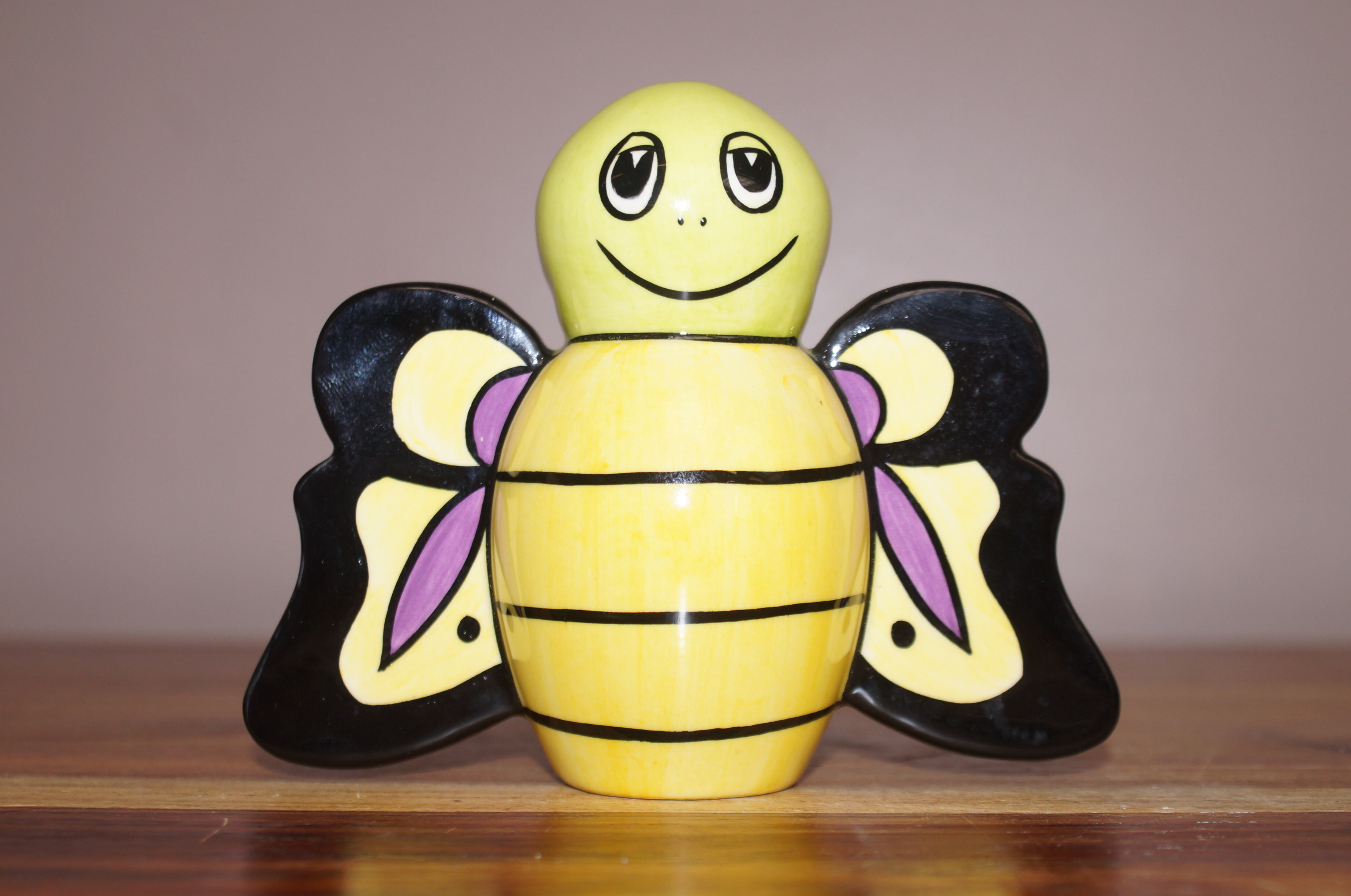 Lorna Bailey Bubble-Bee Salt Shaker