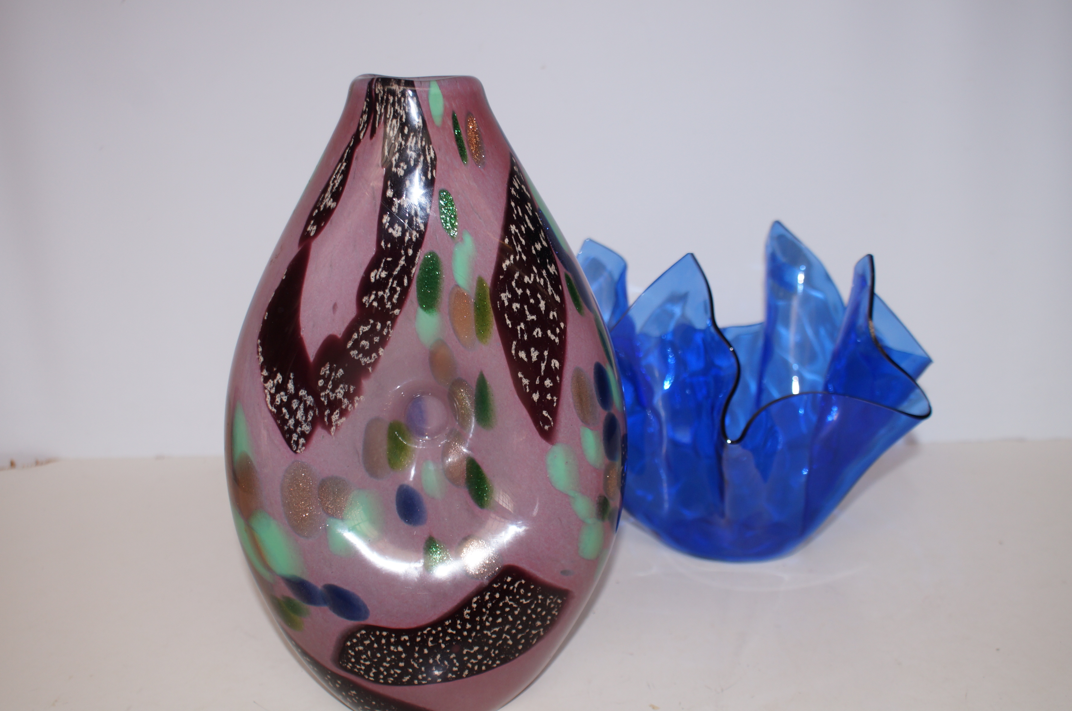 Art Glass Vase Handkerchief Bowl