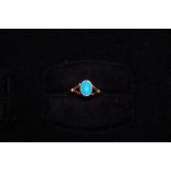 9ct Gold Ring set with Blue Stone - Size O