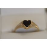 9ct Gold heart ring