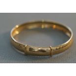 9ct Gold expanding bangle Weight 7.3g