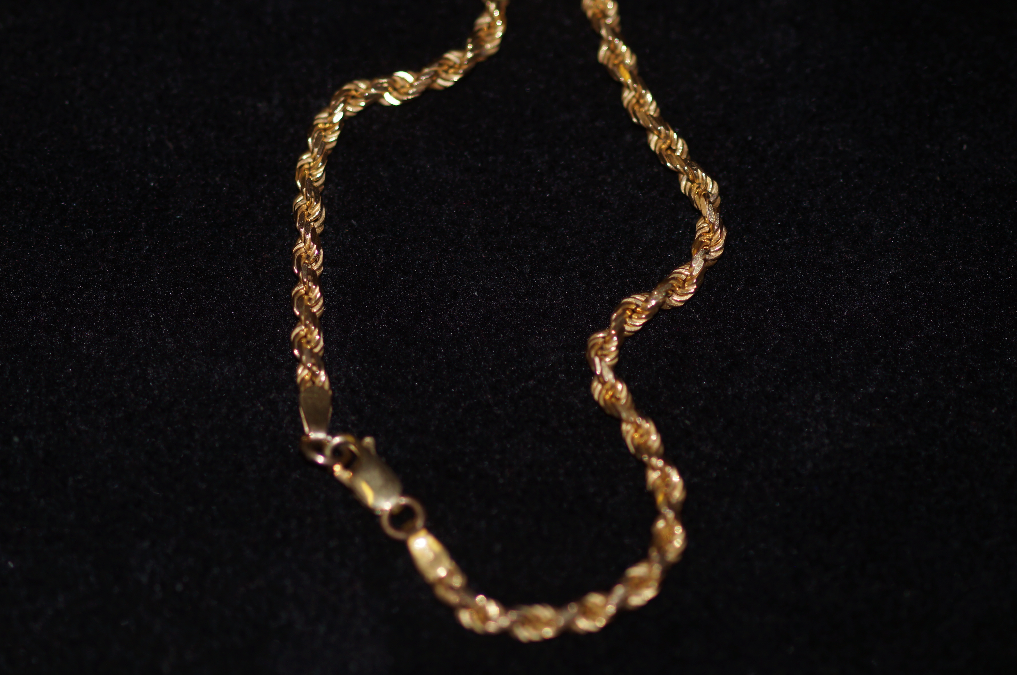 9ct Gold bracelet