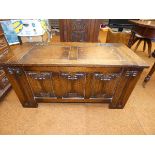 Early lidded oak chest. 105 cm wide