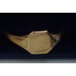 9ct Gold signet ring