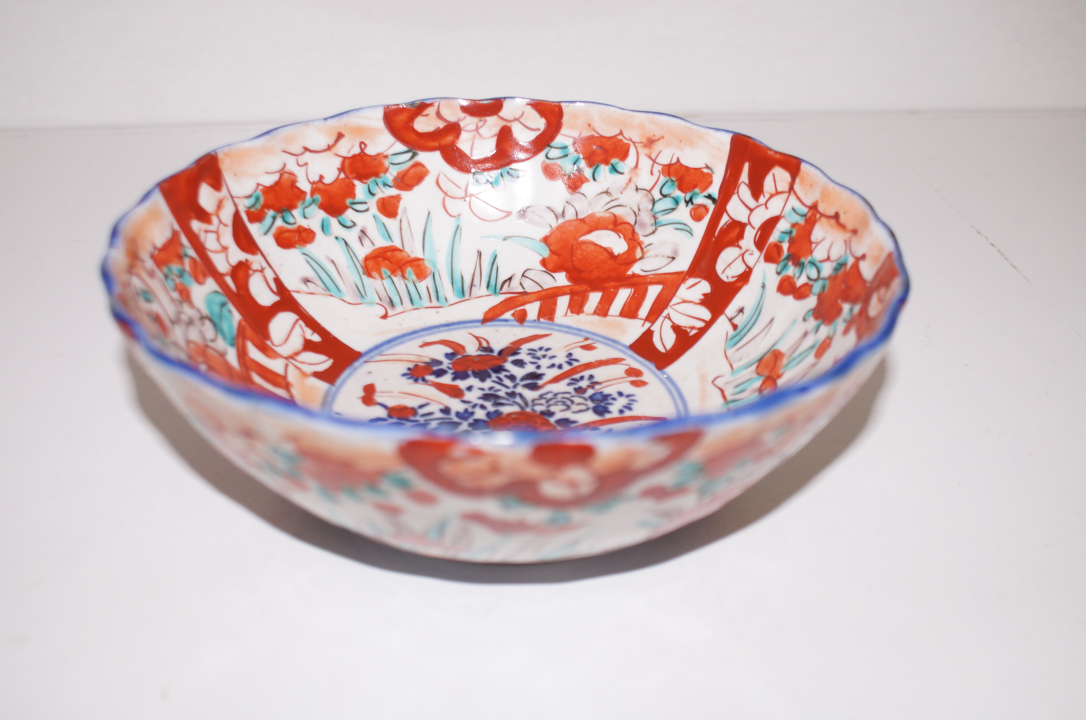 Victorian oriental Imari bowl