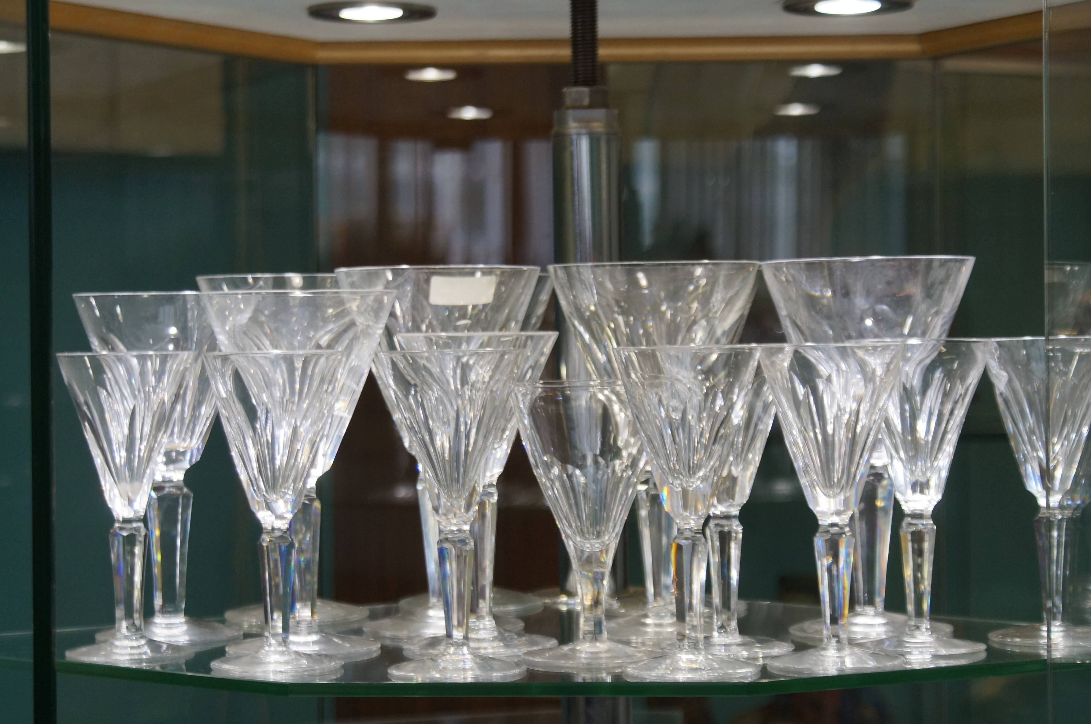 17 Waterford crystal glasses ' Shelia pattern ' 1