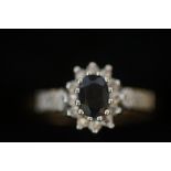 9ct Gold diamond & sapphire ring