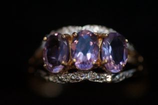 9ct Gold ring set with 3 amethyst