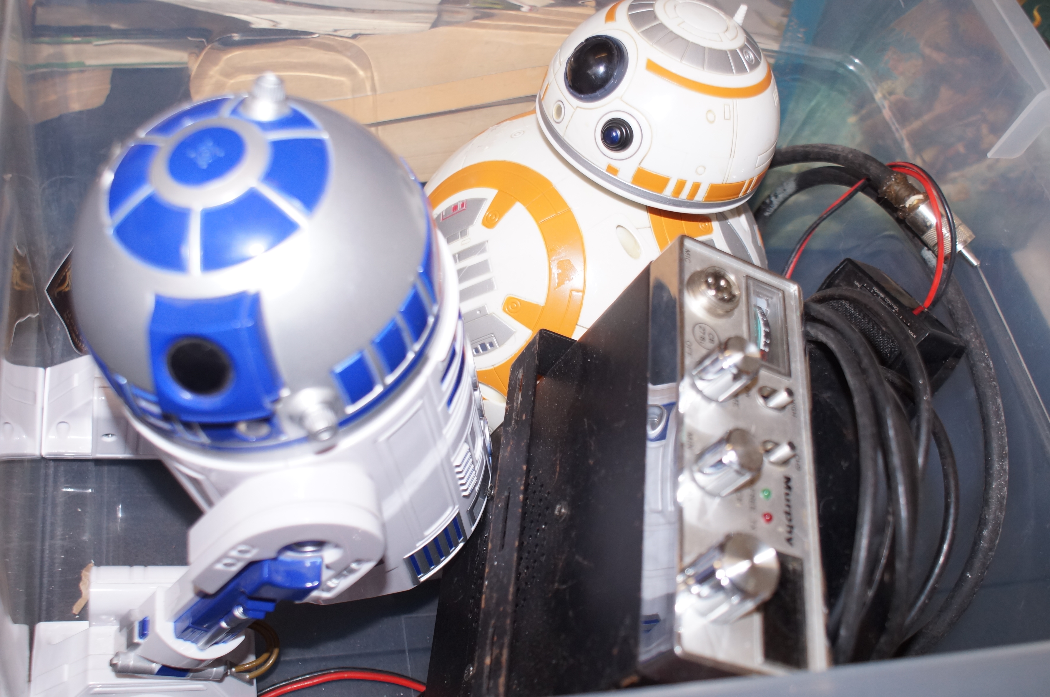 2x Star Wars robots & a CB radio