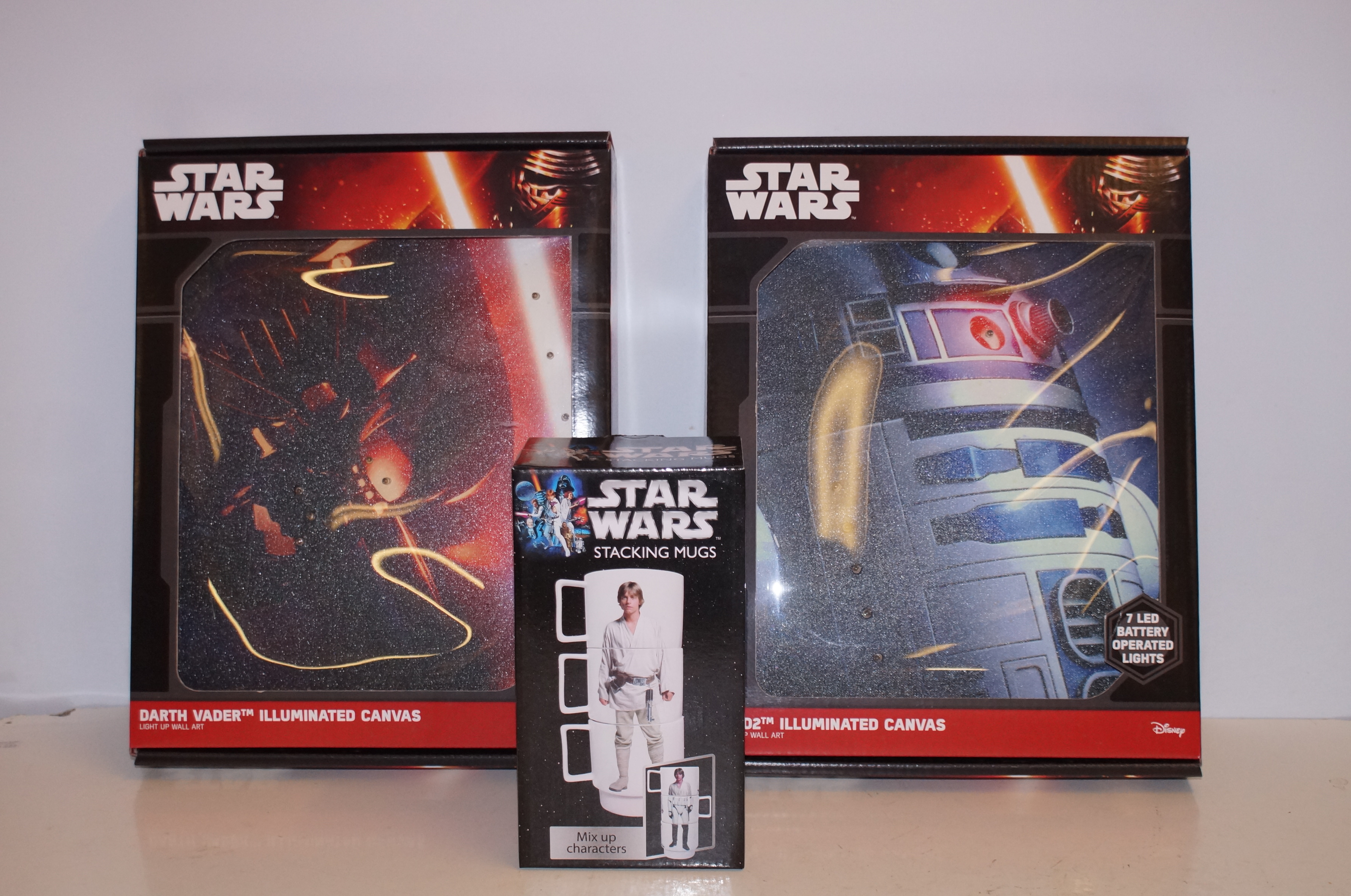 Star Wars illuminated canvas x2 & Stars Wars stack