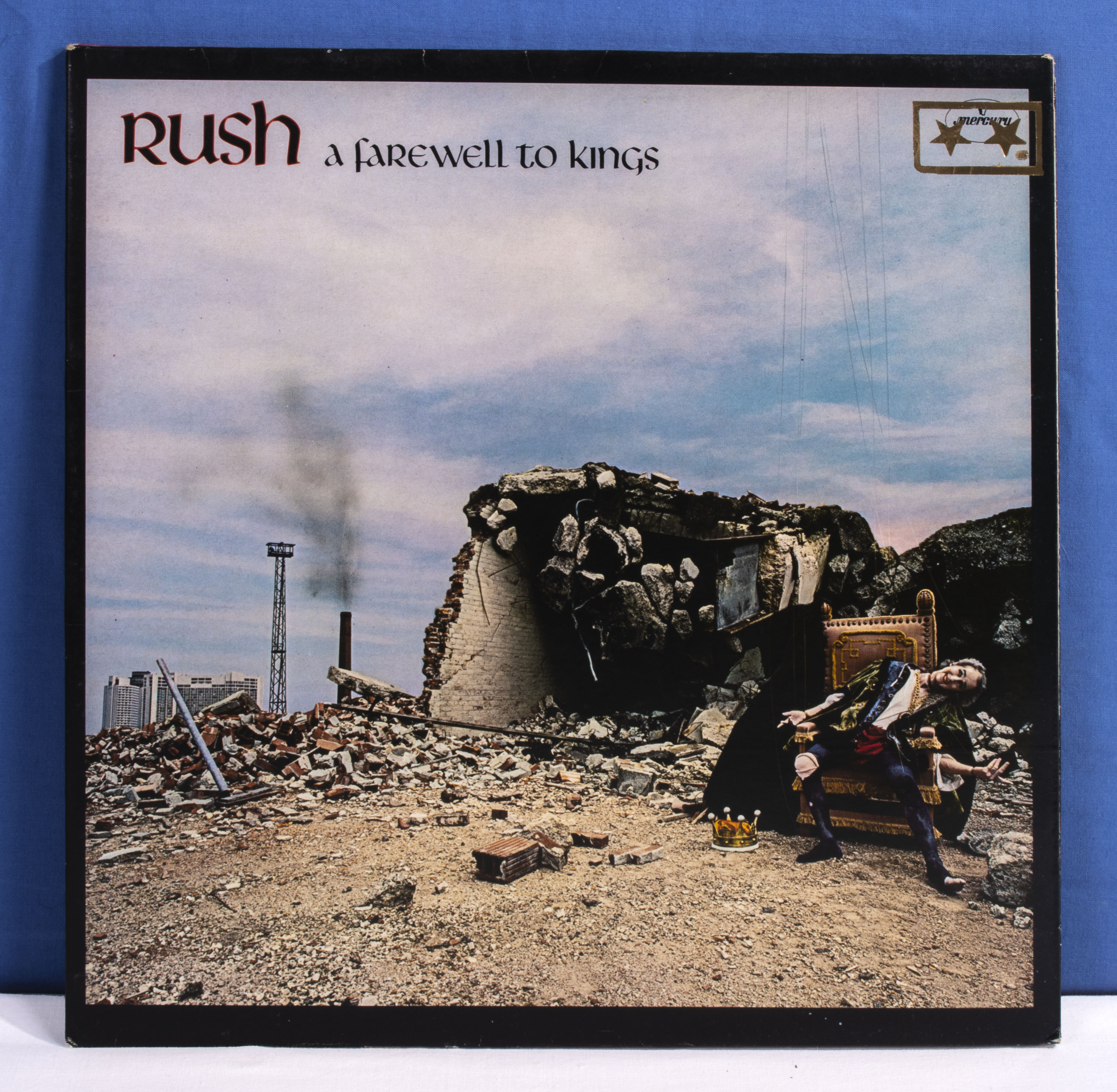 Five albums by RUSH, Signals, A Farewell to Kings, Moving Pictures, Exit Stage Left (double) and - Image 10 of 17