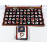 Danbury Mint - 50 Football players pins in presentation case with information cards