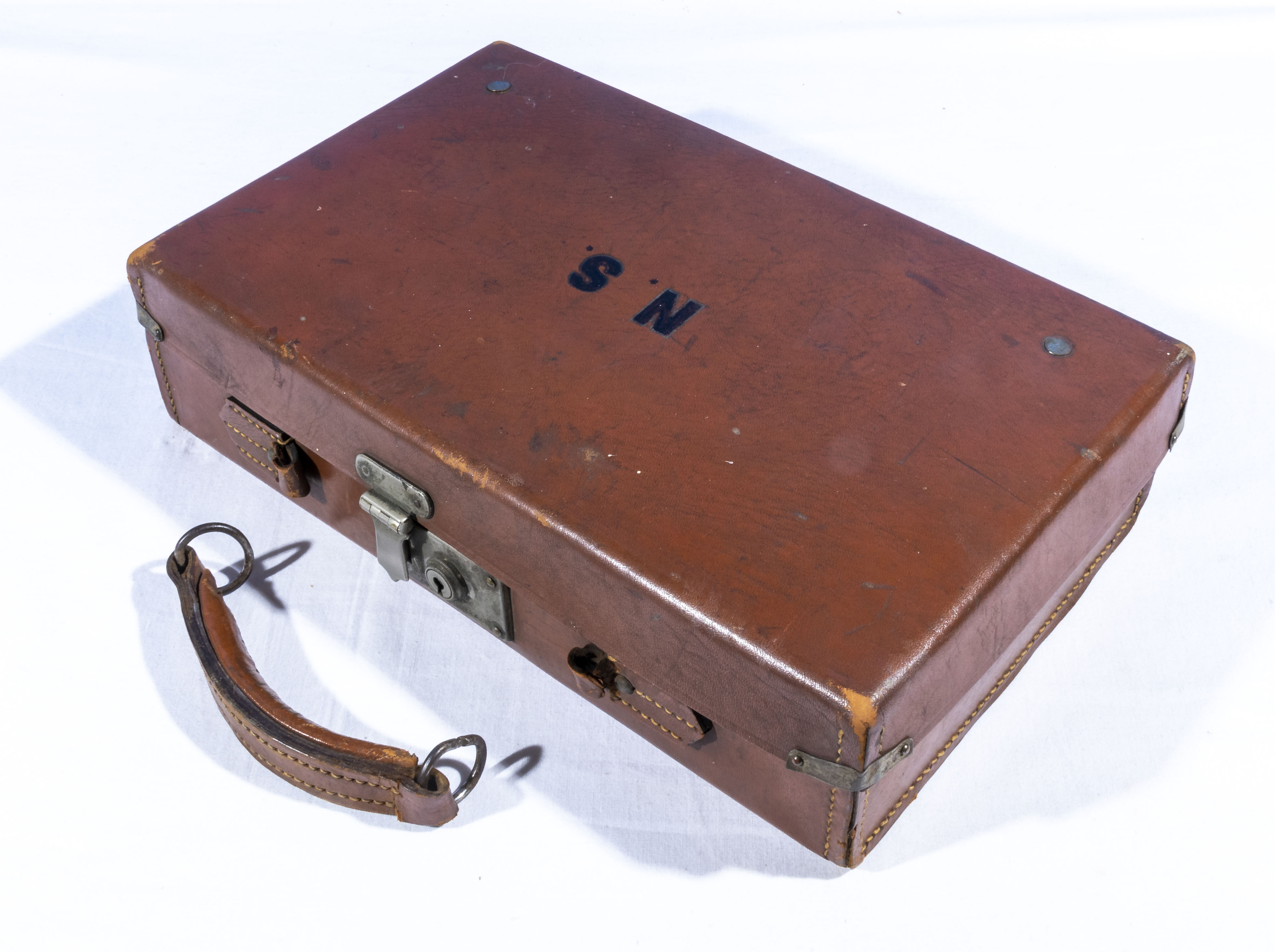 A small leather case, two wood goblets and stands, a pair of medallions, finger plates and tiles - Image 2 of 6