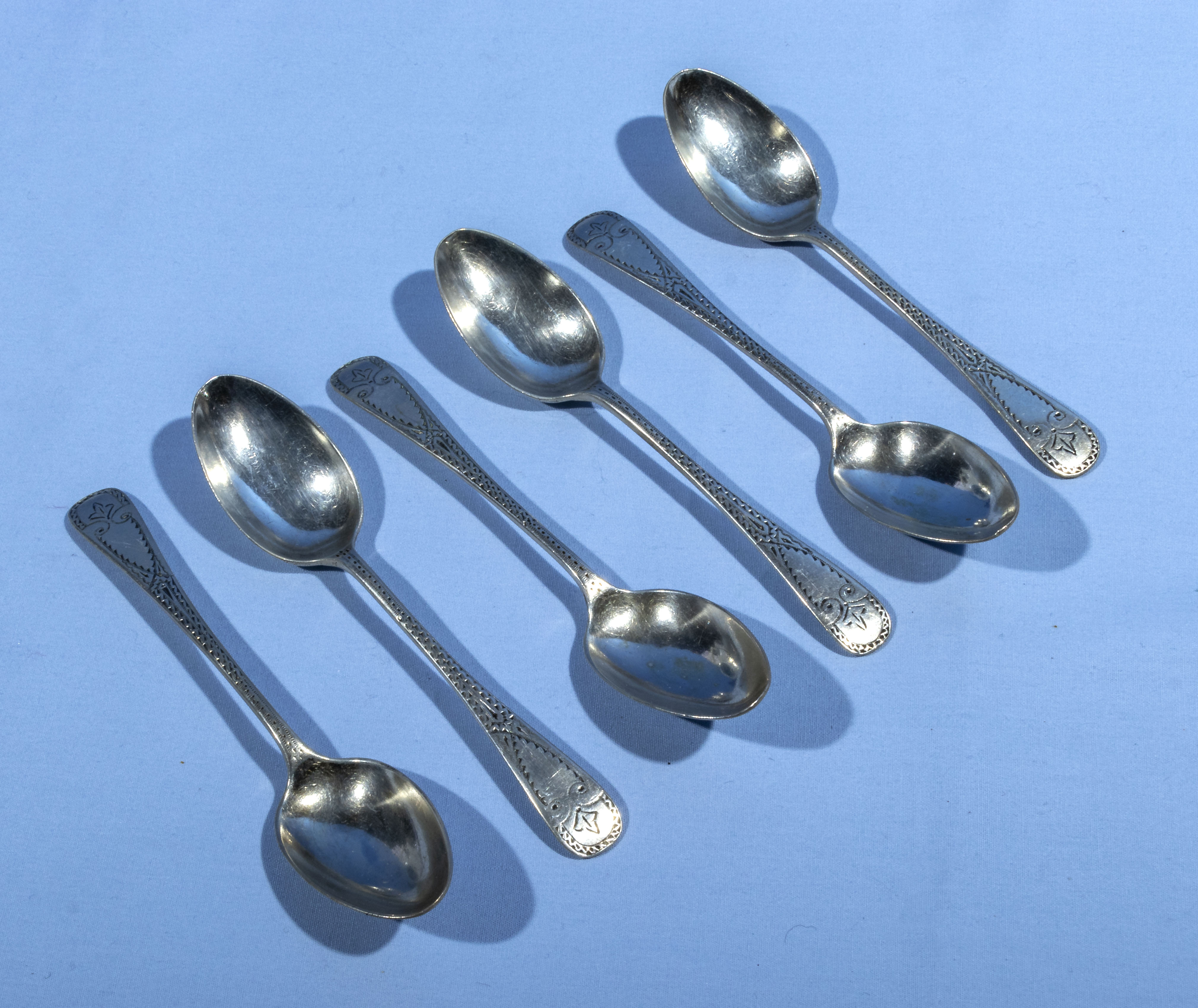 Six silver teaspoons marks for Sheffield 1907 maker nark J.R. 127gms